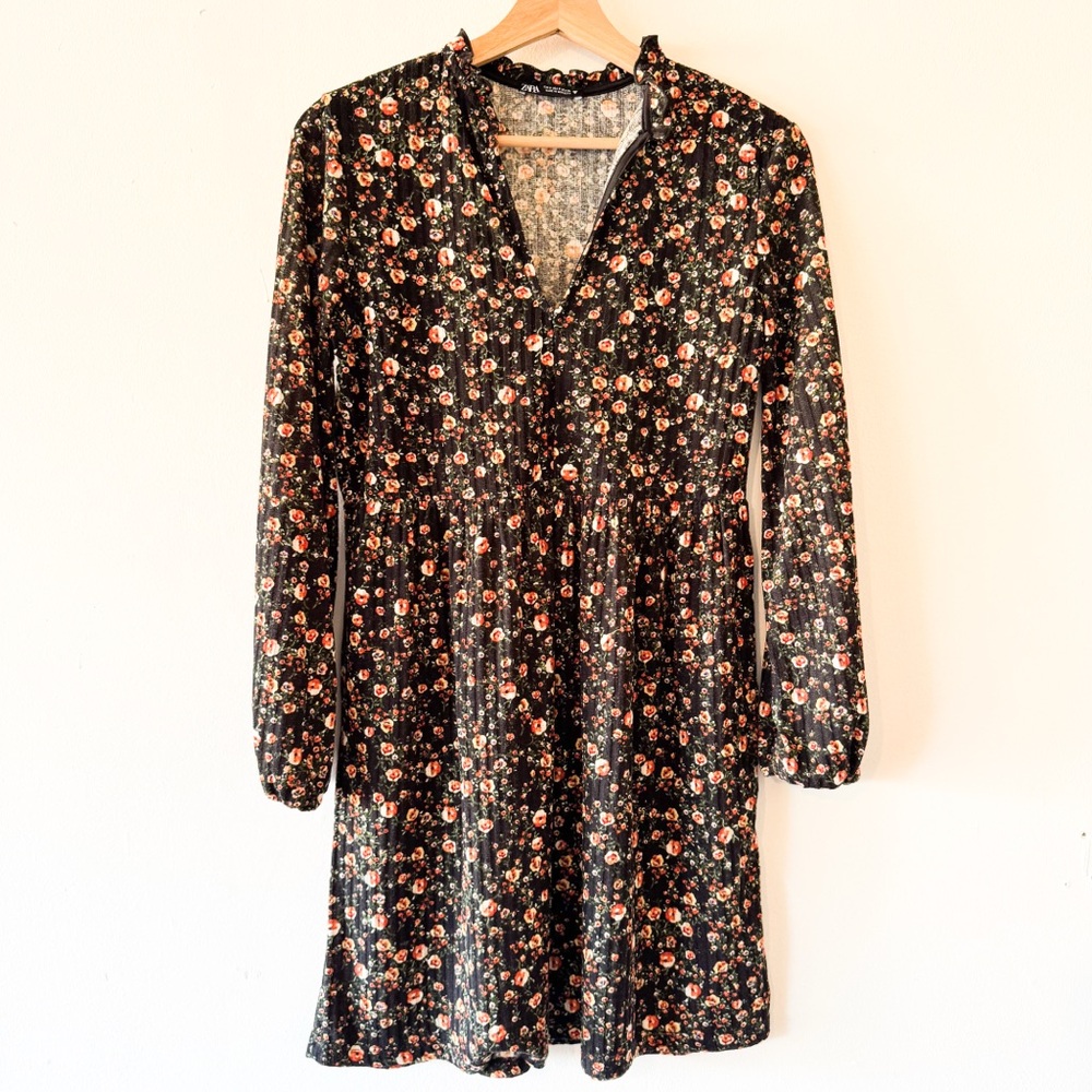 Zara Black Floral‎ Long Sleeve Dress Size Small